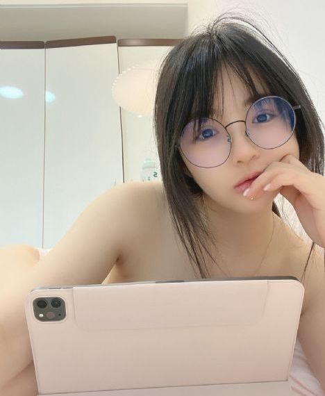 圣少女中文版免费观看